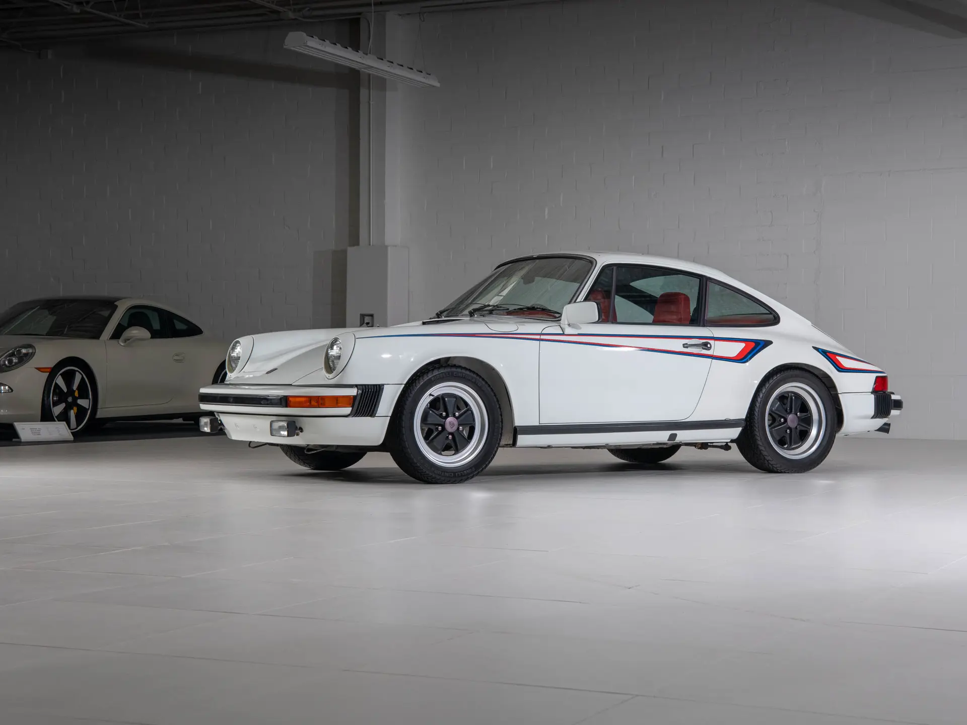 Porsche 911 Coupe 1978-88 ホワイト 限定版1:43 Porsche 911 Coupe 1978-88 ホワイト 限定版1:43 - メルカリ