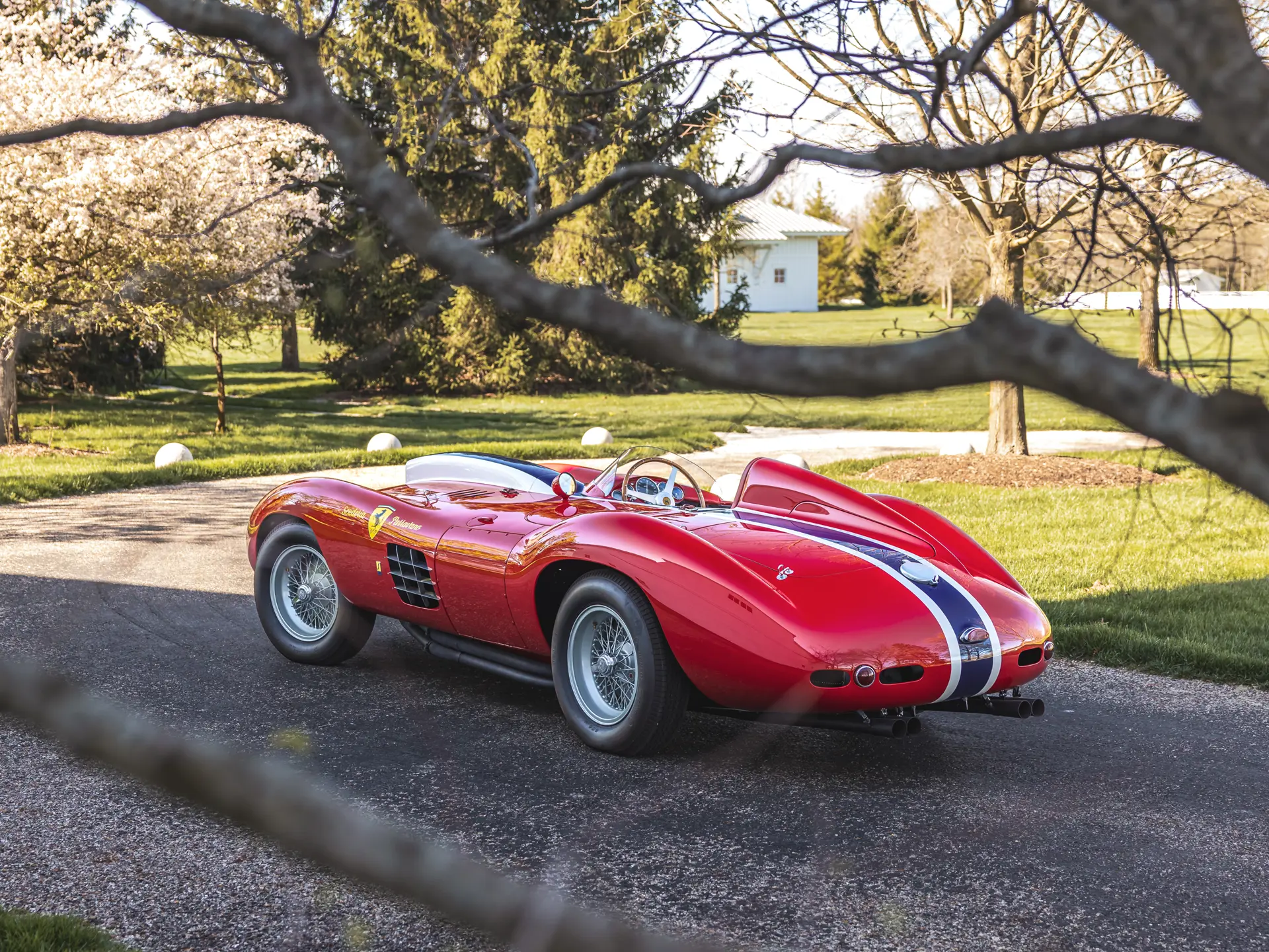 1955 Ferrari 410 Sport Spider - imagen 1