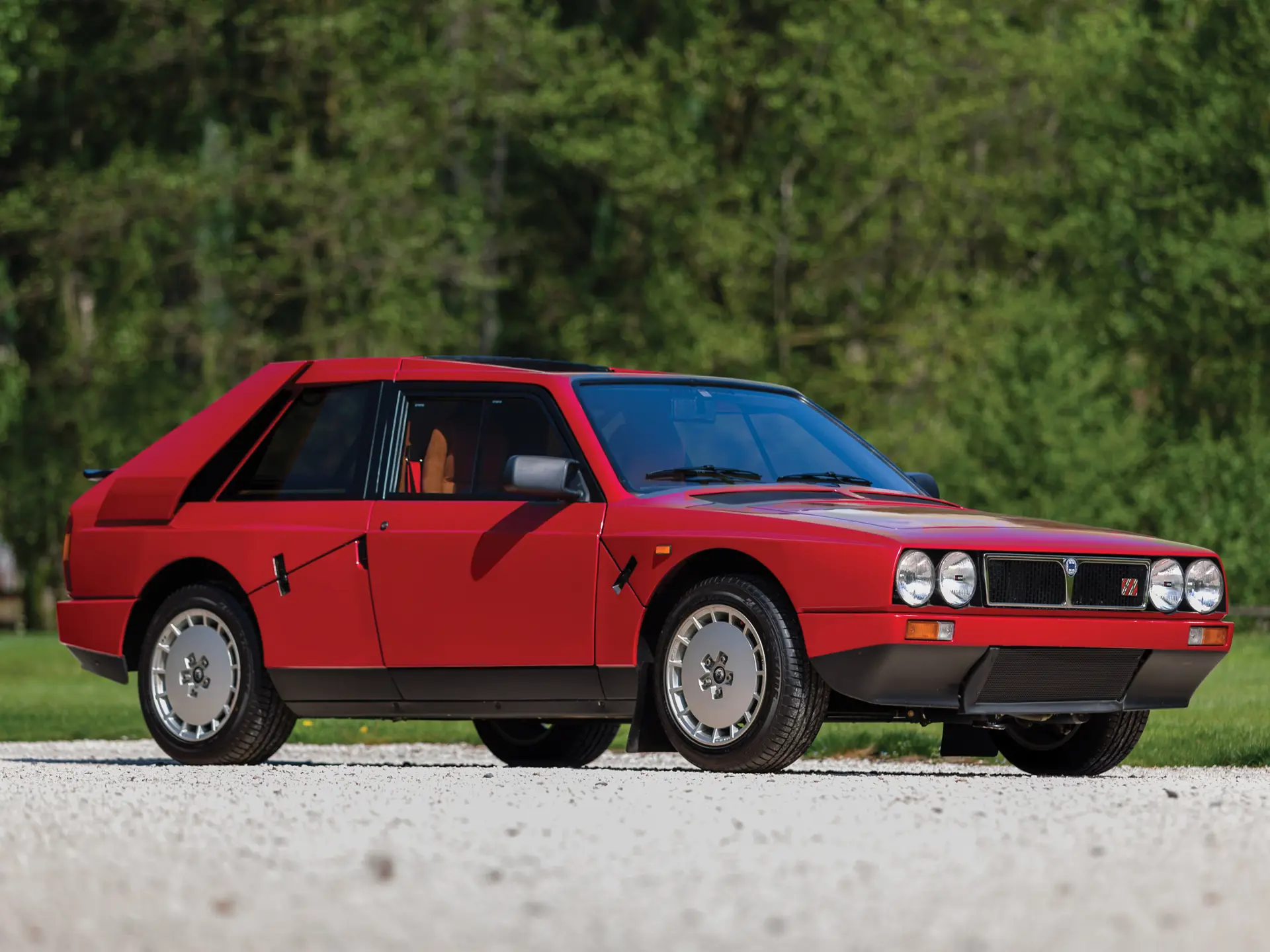 Ixo B 1/43 - Lancia Delta S4 1985 Rouge - Modèle Réduit Boîte Vitrine