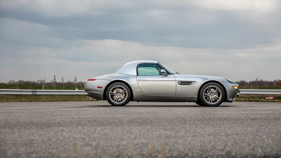 BMW Z8 | Photo: Teddy Pieper - @vconceptsllc