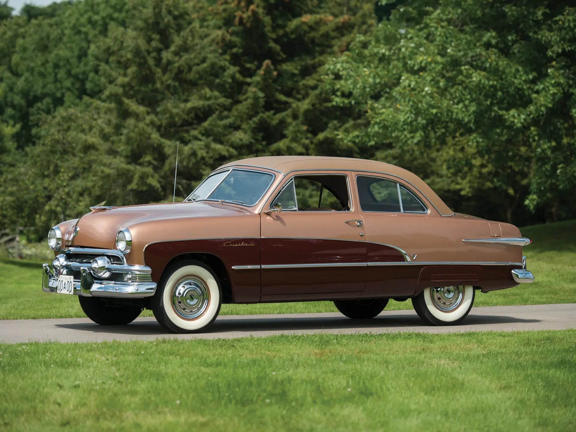 1951 Ford Crestliner