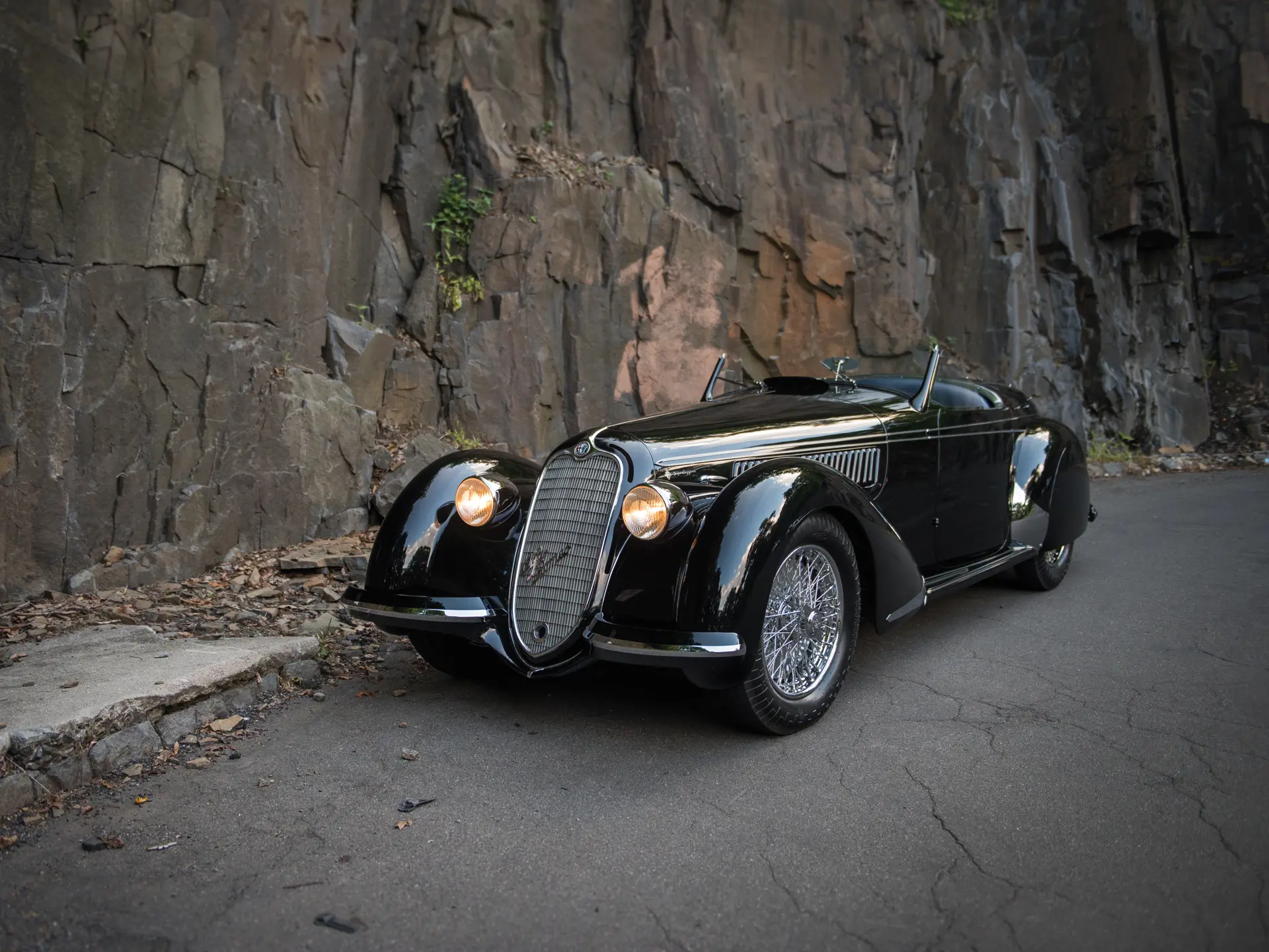 1939 Alfa Romeo 8C 2900B Lungo Spider by Touring | Monterey 2016 | RM  Sotheby's