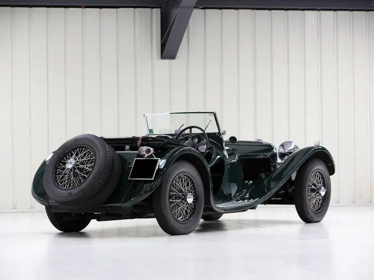 1937 Jaguar SS 100 Roadster |