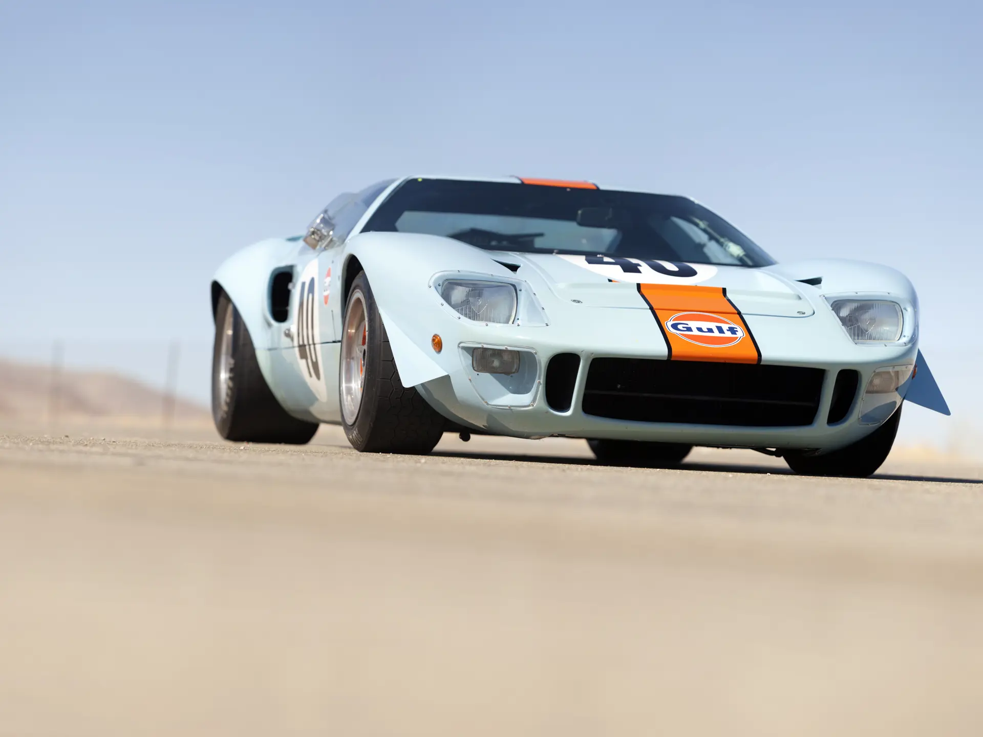1968 Ford GT40 Gulf/Mirage Lightweight Racing Car - imagen 8