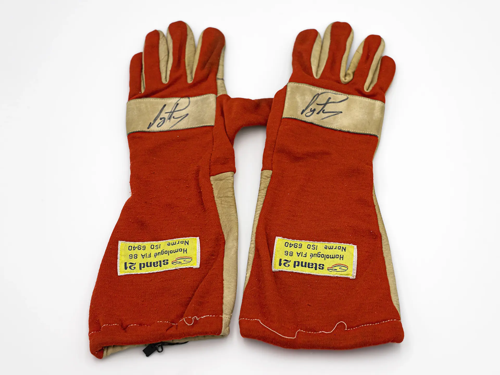 スポーツ選手 A.Senna F1 Replica Items Collector Book Ayrton Senna Signed Book The Hard Edge Of Genius By