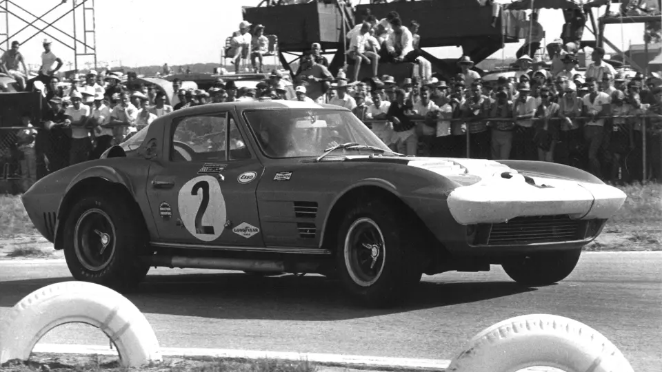 Chassis 003 driven by AJ Foyt and John Cannon at the 1964 Sebring 12 Hours.
