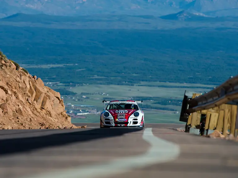 Jeff Zwart behind the wheel of the Porsche 911 GT3 Cup at the Pikes Peak International Hill Climb, 2014.