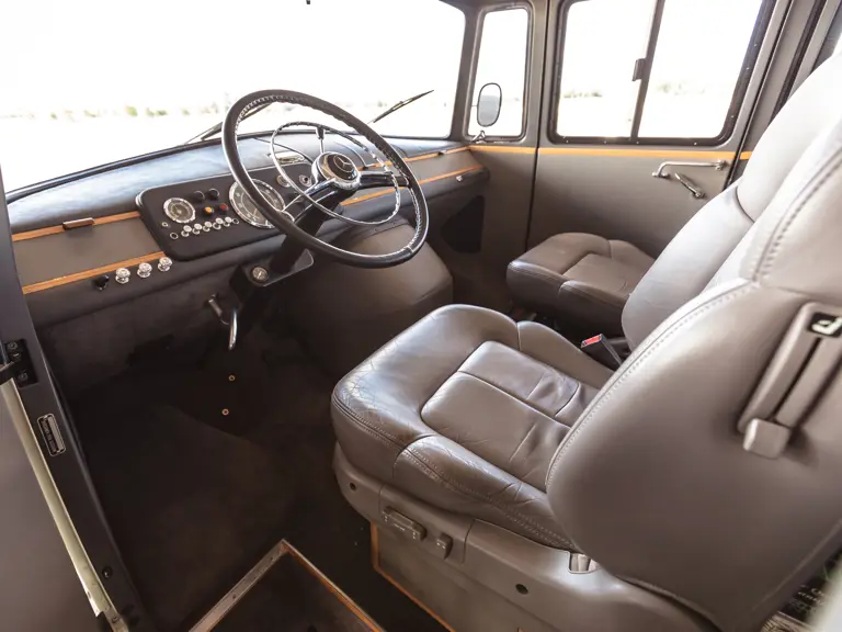 1959 Mercedes-Benz O 319 Van | RM Sotheby's | Photo: Teddy Pieper - @vconceptsllc