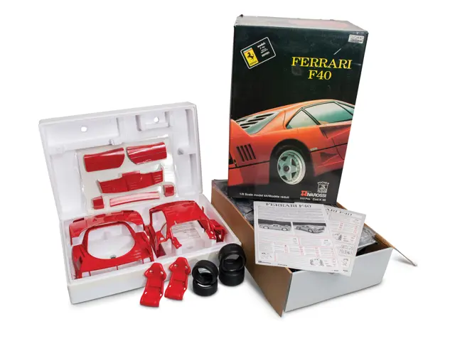 Ferrari F40 Model Kit | Online Only: Formula 1 Memorabilia | RM