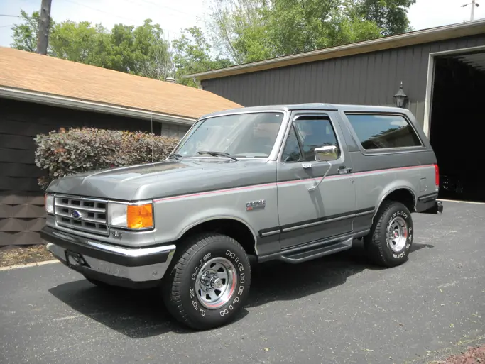 1988 Ford Bronco XLT: market value and price history