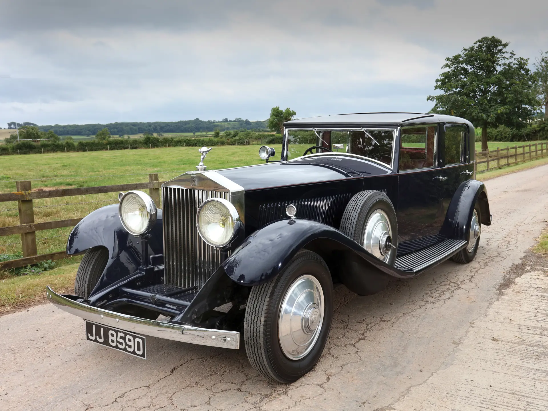 1933 Rolls-Royce Phantom II Continental Sedanca de Ville by