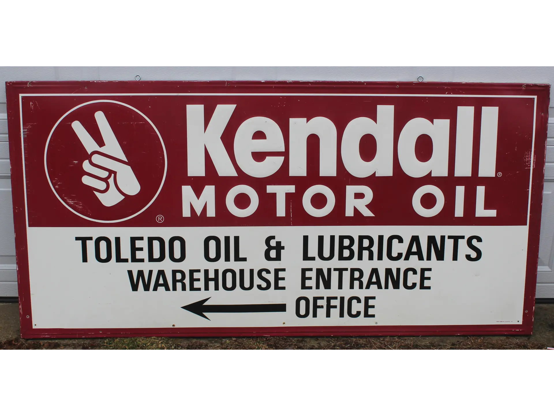 Kendall Motor Oil 看板 Kendall Motor Oil Tin Sign | Auburn Spring 2018 | RM Sotheby's