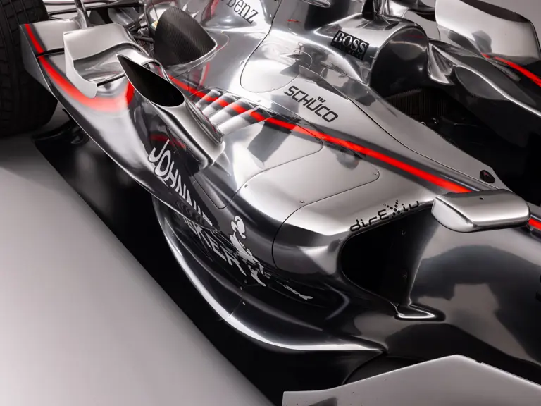 17547 MCLAREN F1 LM BODY (200mm)