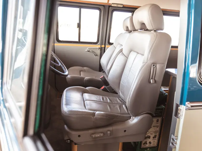 1959 Mercedes-Benz O 319 Van | RM Sotheby's | Photo: Teddy Pieper - @vconceptsllc