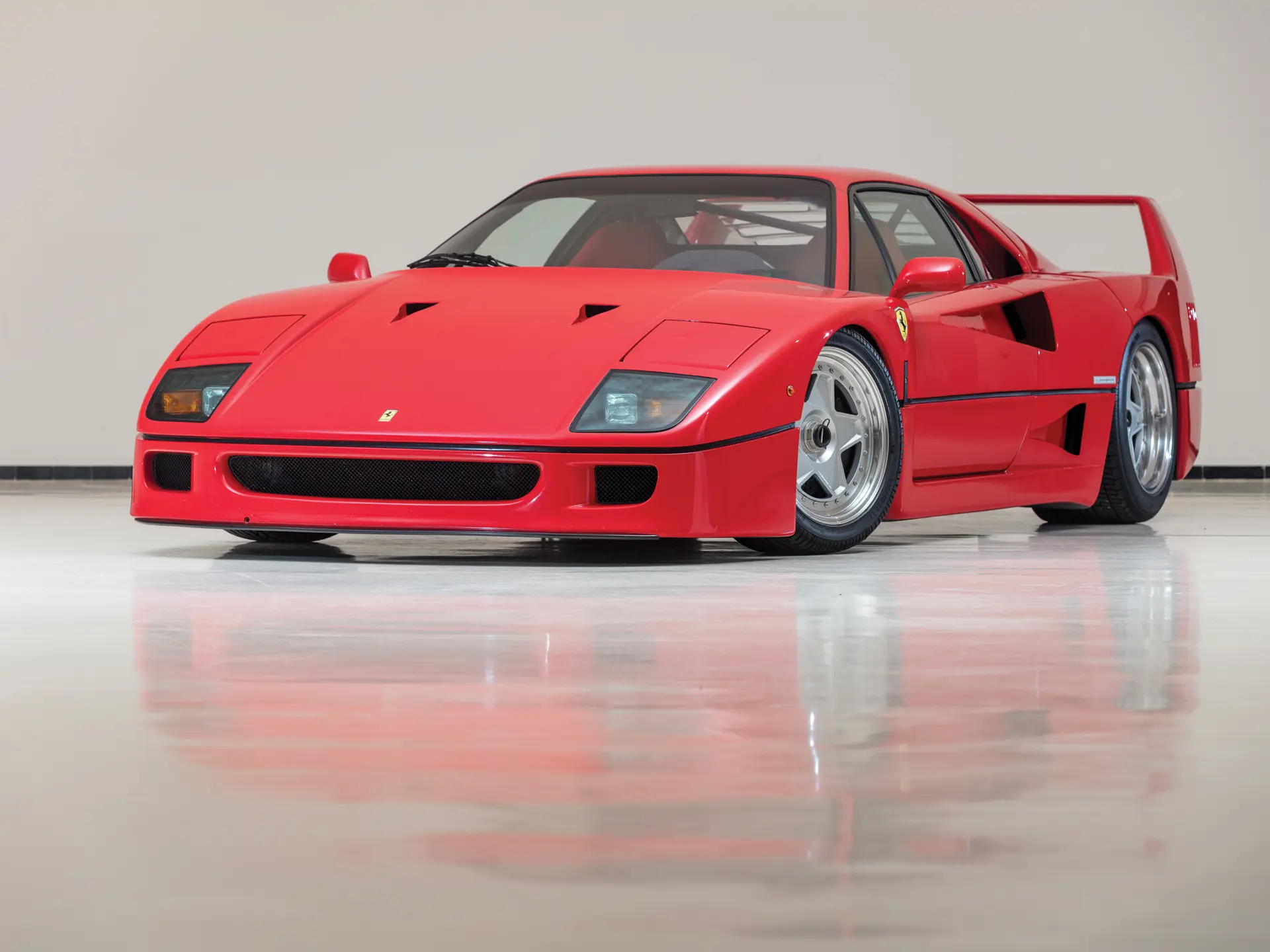 Ferrari F40 レッド 再生産】1/18 フェラーリ F40（レッド）【KS08416R2】 | 京商