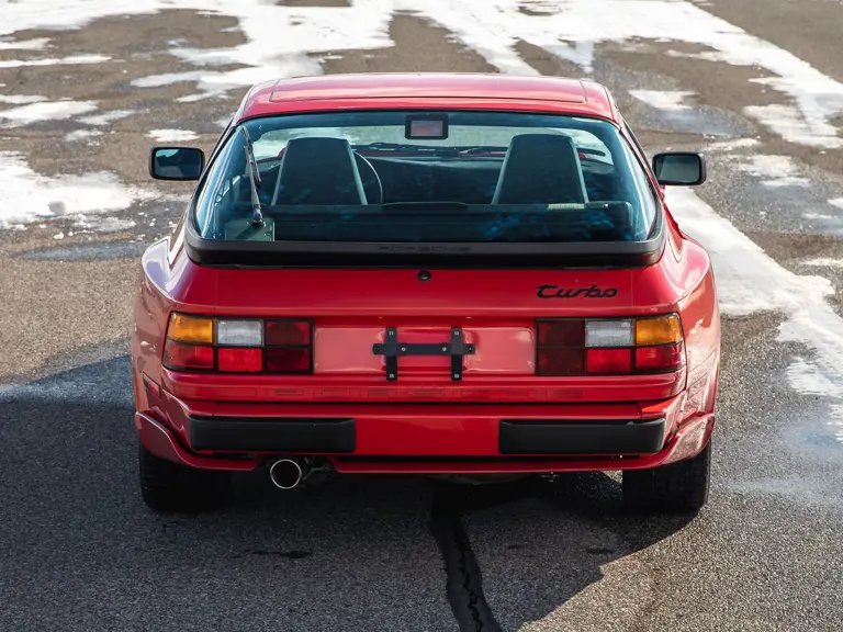 1986 Porsche 944 Turbo | Photo: Teddy Pieper @vconceptsllc