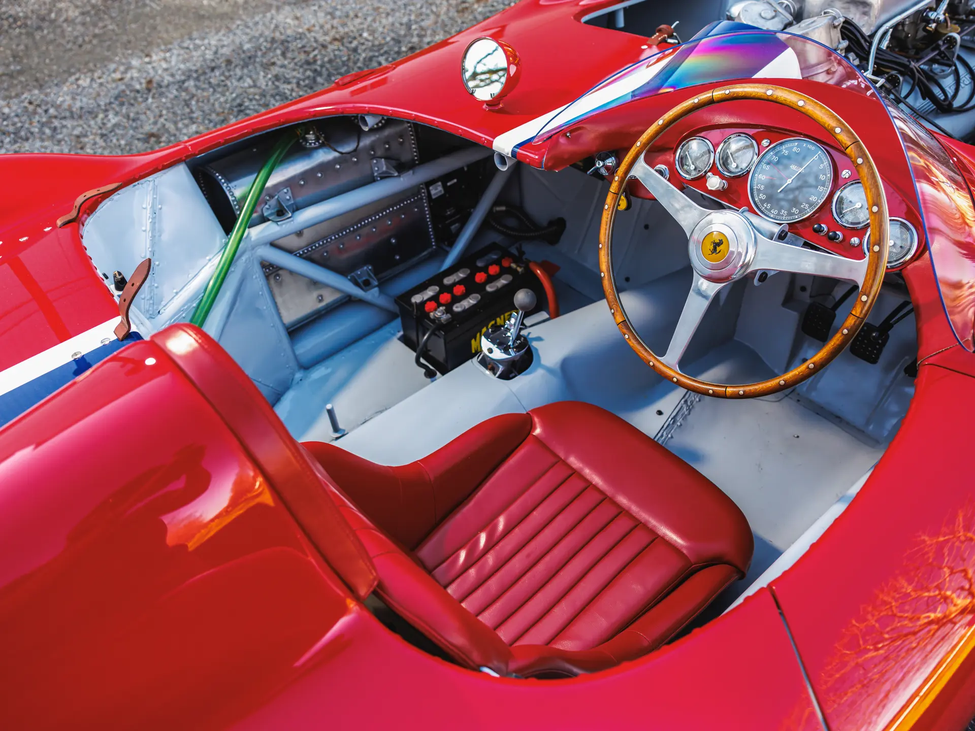 1955 Ferrari 410 Sport Spider - imagen 3