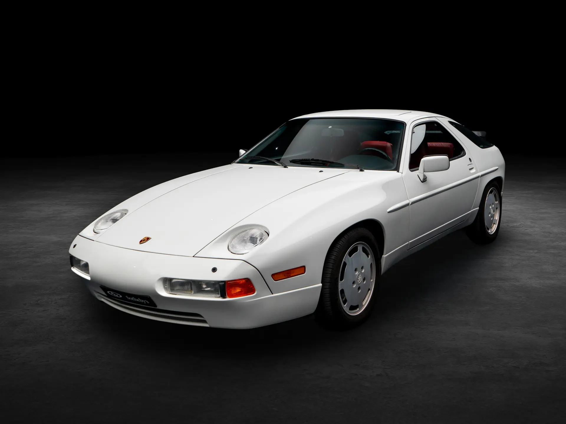 Porsche 928