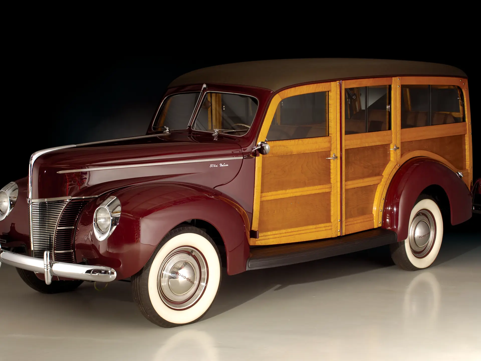 1940 Ford Deluxe Station Wagon | The Dingman Ford Collection | RM