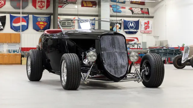 モラレスFORD.CUSTOMミヤス工場製。 1933 Ford Roadster Custom | Auburn Fall 2018 | RM Sotheby's