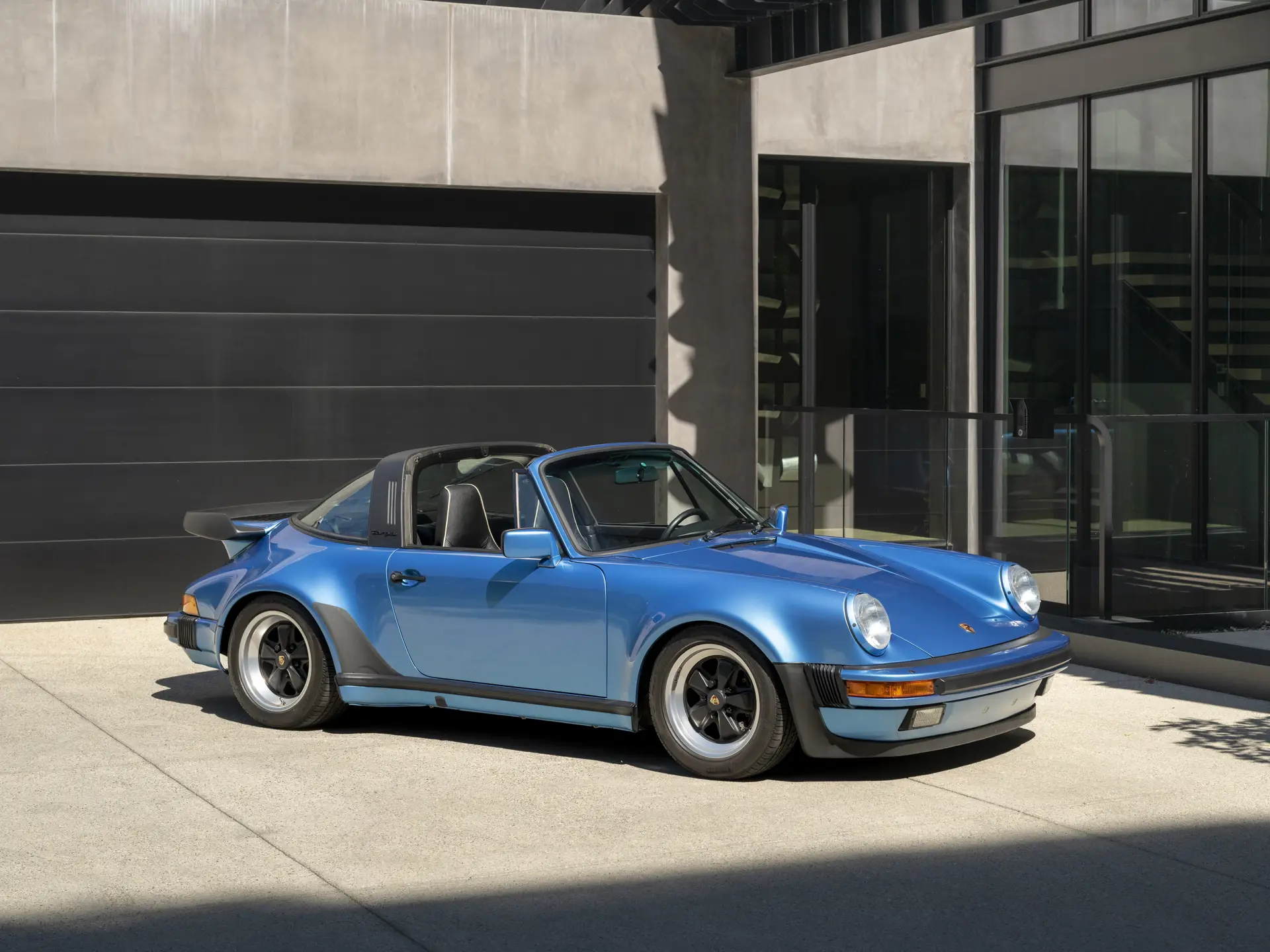 1989 Porsche 911 Carrera 3.2 Targa 'Turbo-Look'