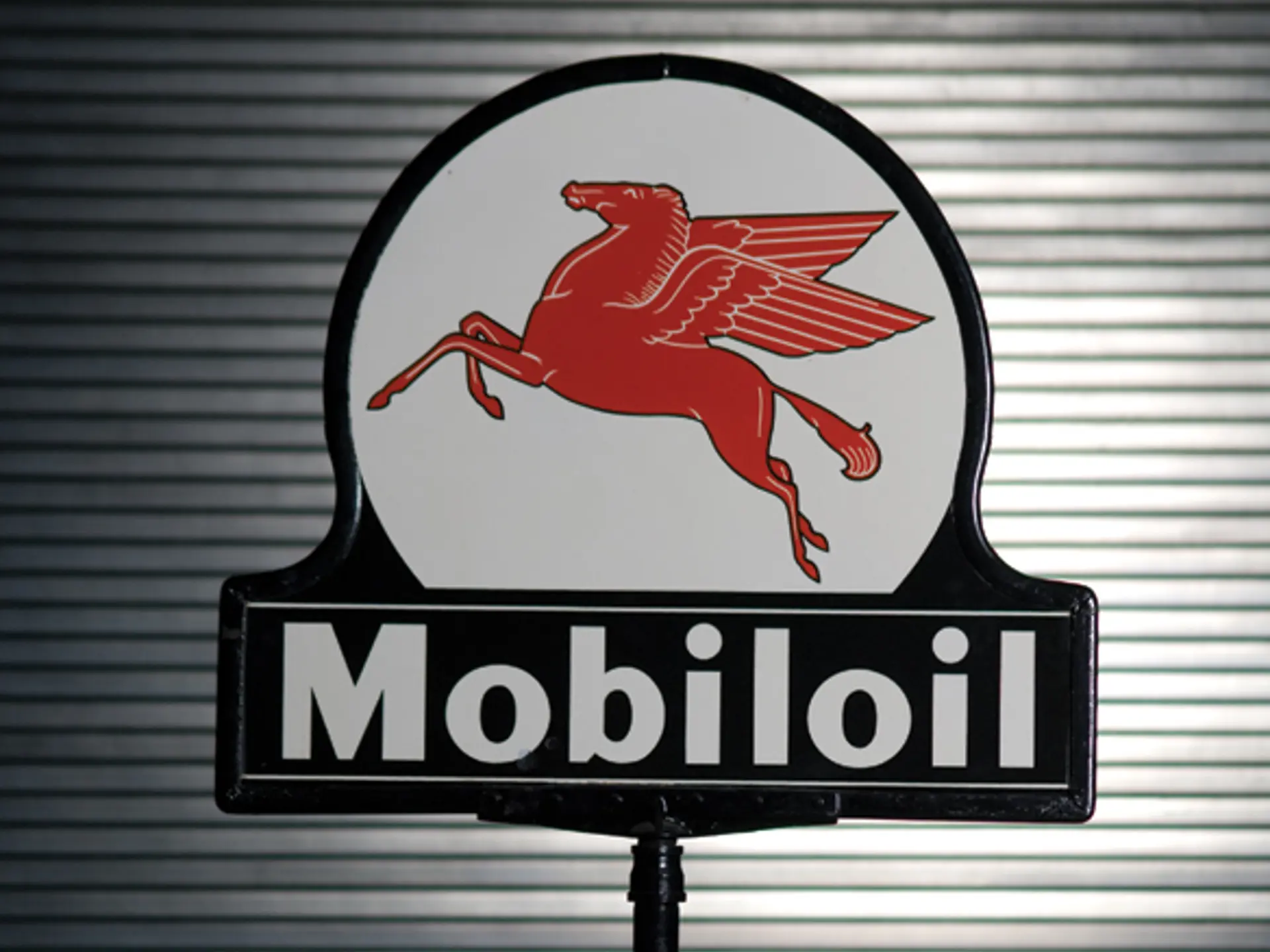 Mobiloil Keyhole Sign | Joe's Garage - The MacPherson Collection | RM ...