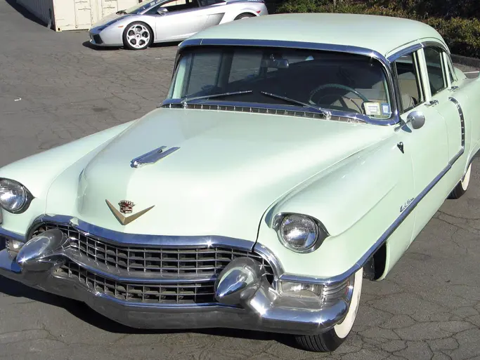 Cadillac Series 62 Sedan: auction results and sold prices