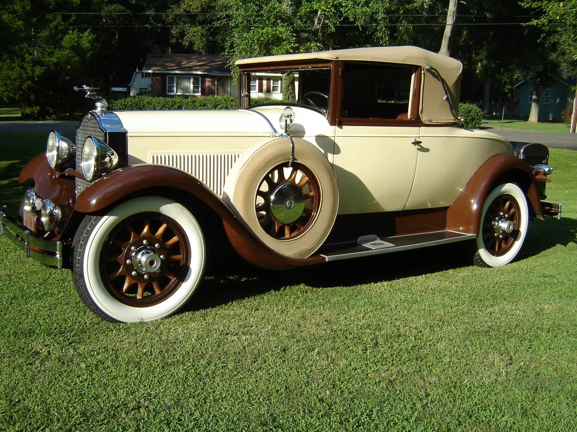 1929 Packard 626 Standard Eight Convertible Coupe | Hershey 2011