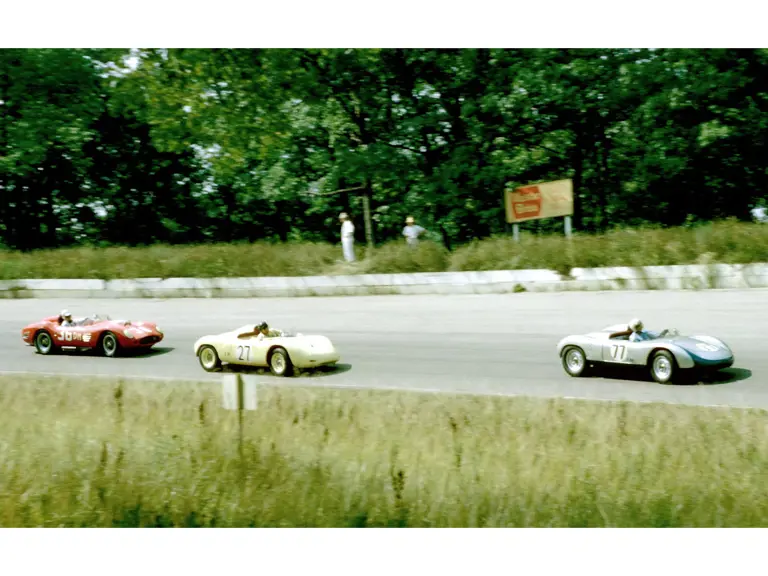 Wuesthoff followed by Erickson and Bob Hurt in the Ferrari 250 TR/59 at Carpentersville for the Meadowdale National. (Tom Schultz)