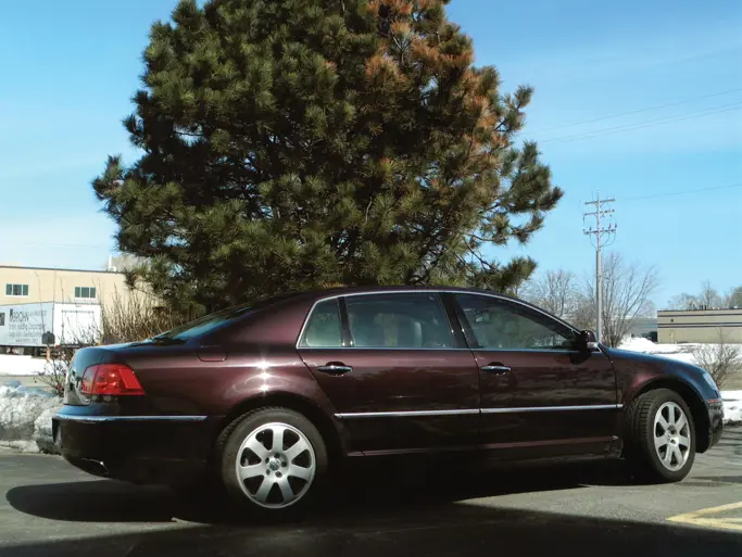Volkswagen Phaeton: auction results and sold prices