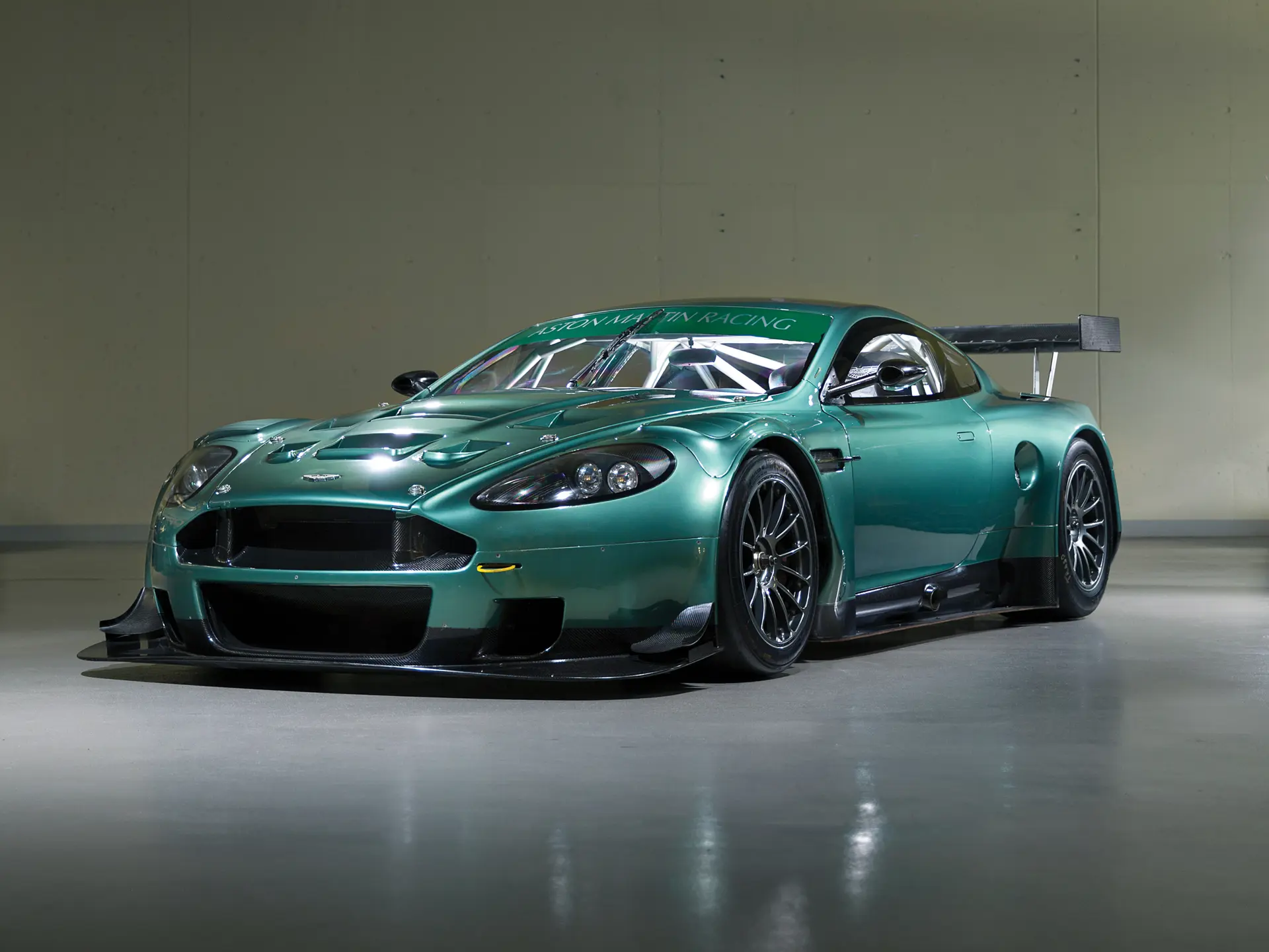 ホットセール 口コミ 2006 Aston Martin DBR9 | Monterey 2017 | RM Sotheby's レーシングカー