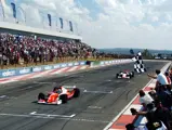 Nigel Mansell (GBR) takes the chequered flag and wins the race ahead of second placed Emerson Fittipaldi (BRA).
Grand Prix Masters, Race Day, Kyalami, South Africa, 13 November 2005.