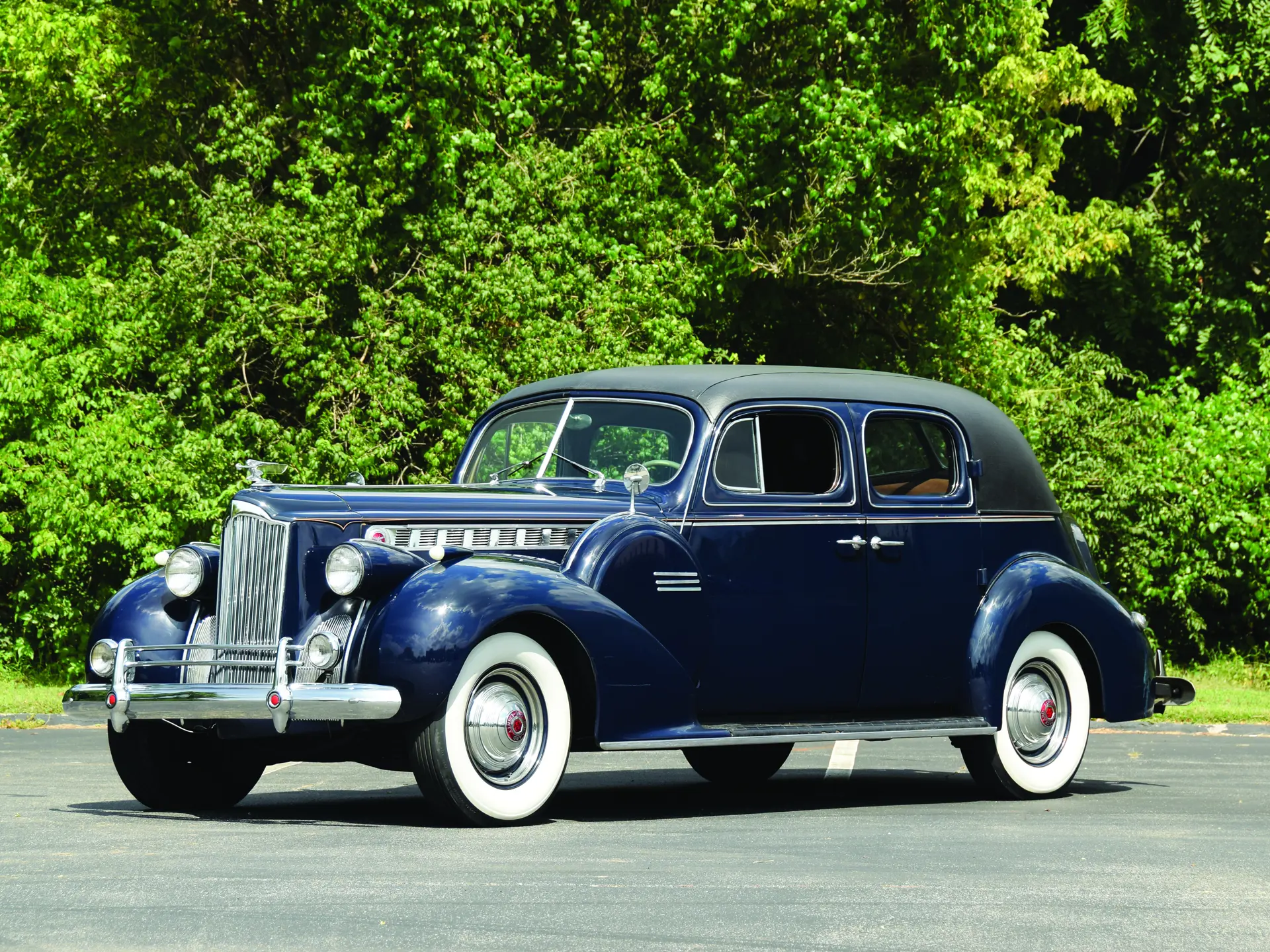 1940 Packard Custom Super Eight One-Eighty Club Sedan | Auburn