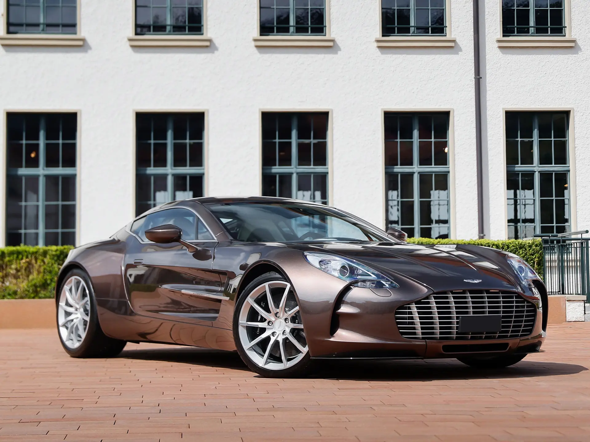 801-326 アストンマーチン 1/64 ONE 77 Black MJ - 1/64 Aston Martin ONE77 diecast model car - Black
