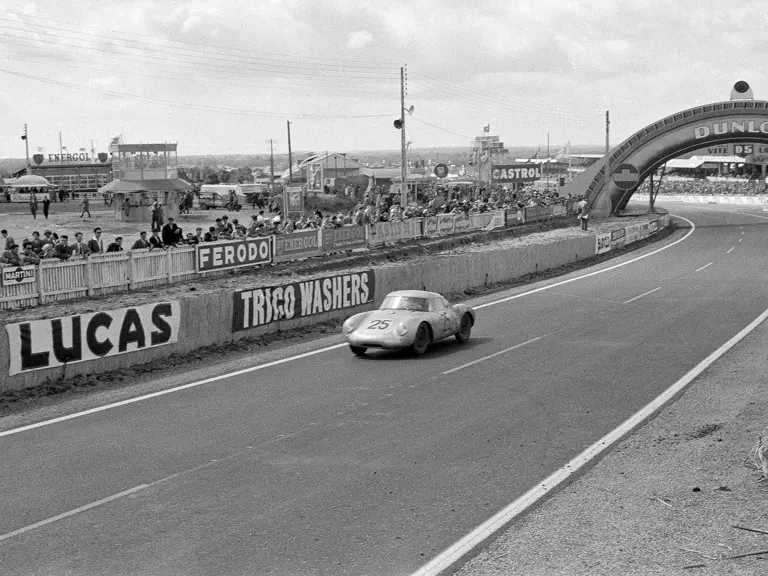  Chassis 550A-0104 at the 1956 running of the 24 Hours of Le Mans.