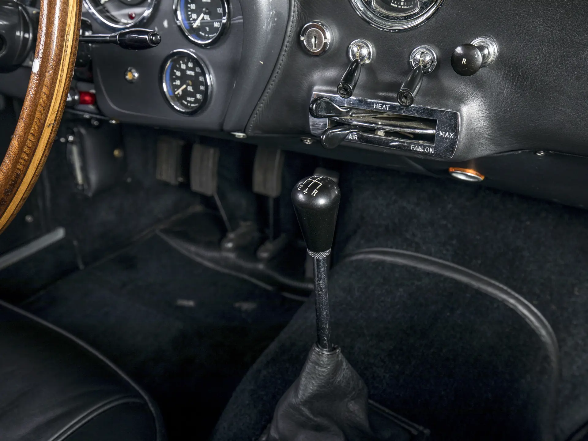 1962 Aston Martin DB4 GT Zagato - imagen 11