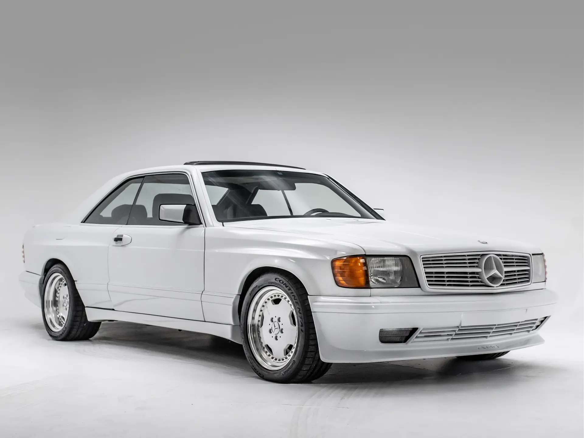 超レア★M-BENZ 500SEC AMG★ベンツ★W126★ホワイト★ 1986 Mercedes-Benz 500 SEC 6.0 AMG 'Wide-Body' | Open Roads