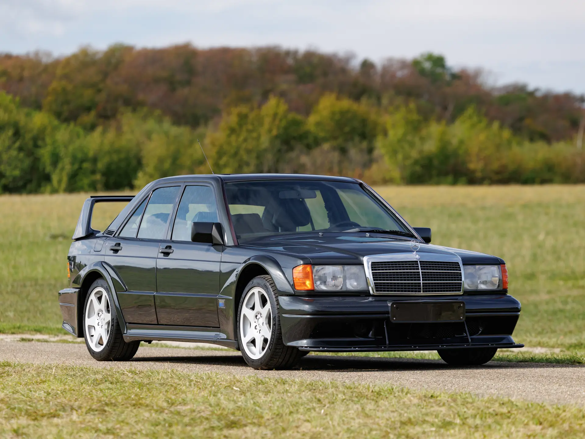 Mercedes-Benz 190E