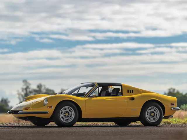 1972 Ferrari Dino 246 GTS by Scaglietti | Arizona 2020 | RM Sotheby's