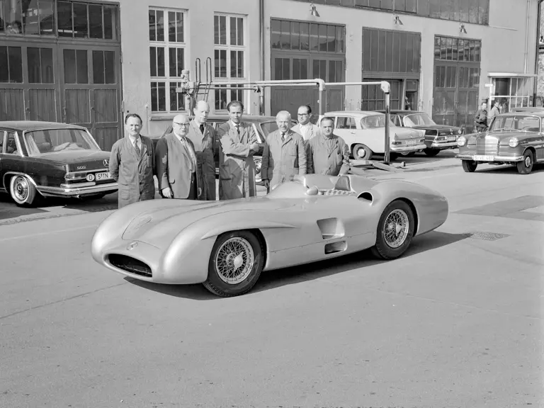 Preparations are underway on 9 April 1965 at the Mercedes-Benz Untertürkheim plant for the donation of the W 196 R racing car, chassis number 00009/54, to the Indianapolis Motor Speedway Museum.