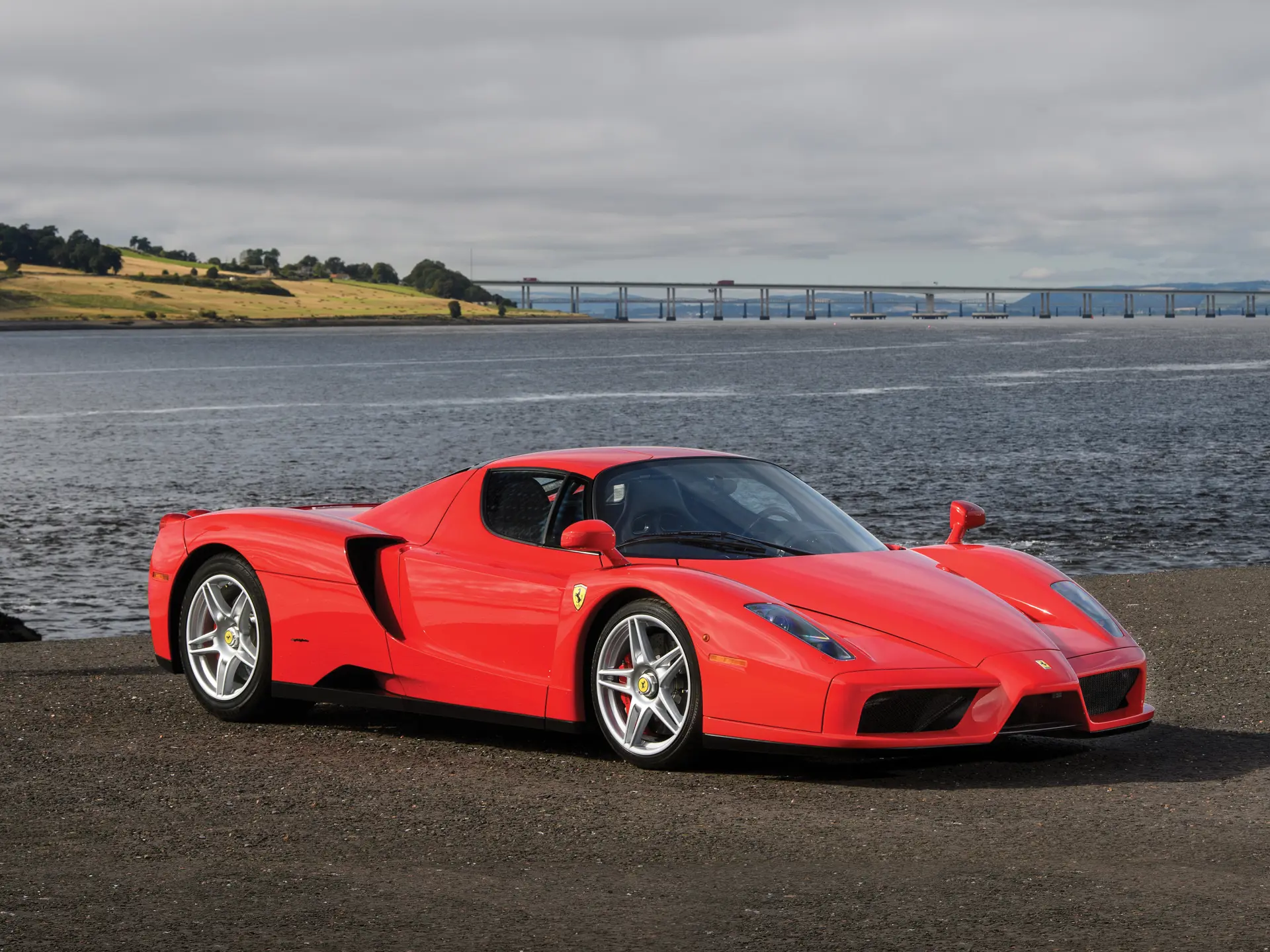 京商 フェラーリENZO (ROSSO SCUDERIA) $_57.JPG?set_id=880000500F