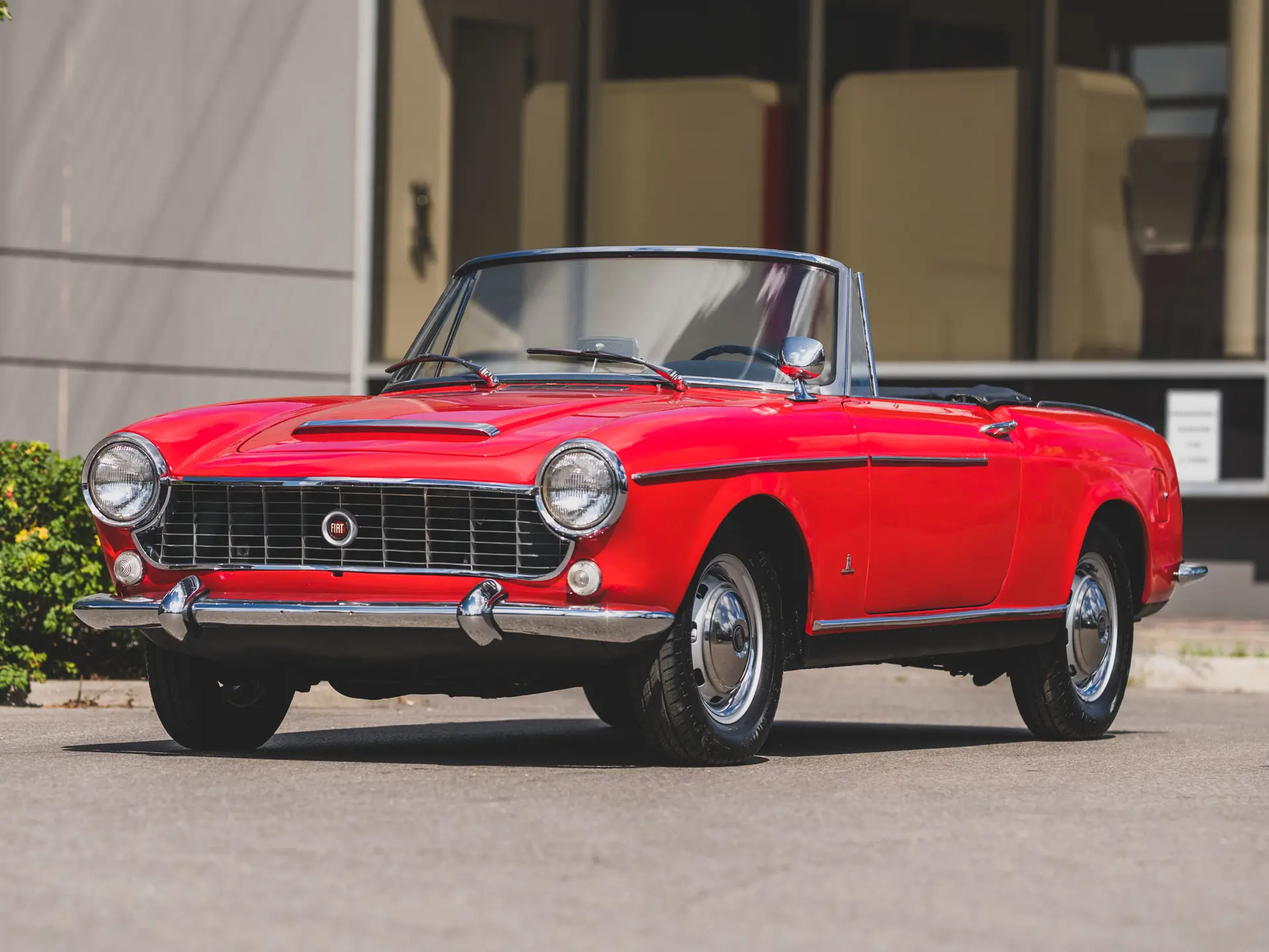 1965 Fiat 1500 Spider by Pininfarina | SHIFT/Monterey 2020 | RM