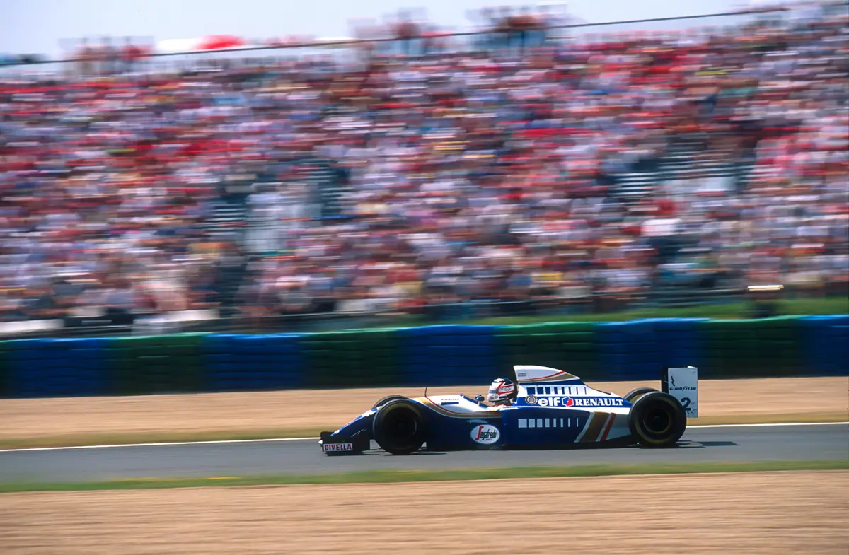 Nigel Mansell at speed in FW16B-01 during the 1994 French Grand Prix