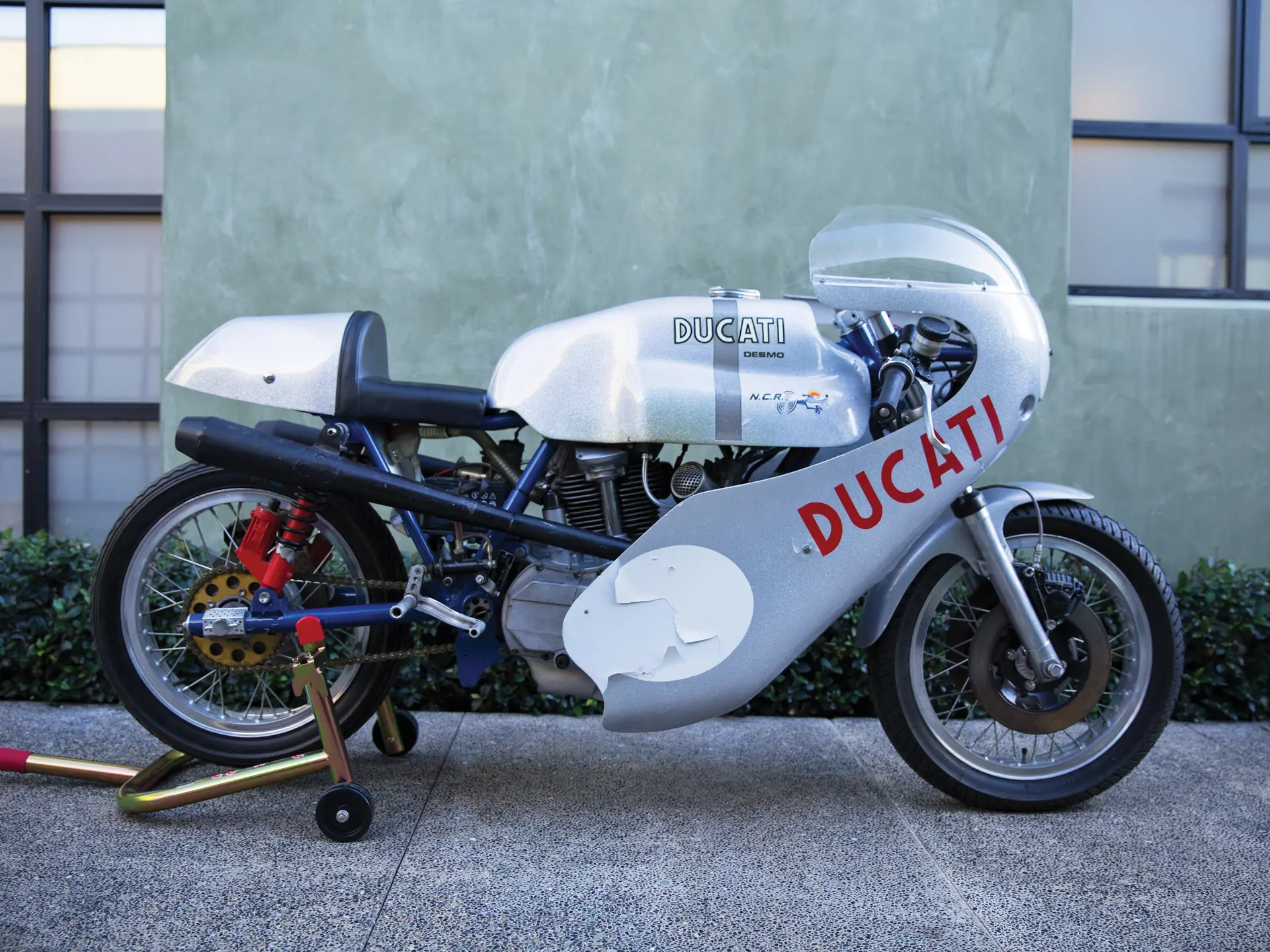 1973 Ducati 750 SS Imola Desmo Recreation | Arizona 2015 | RM