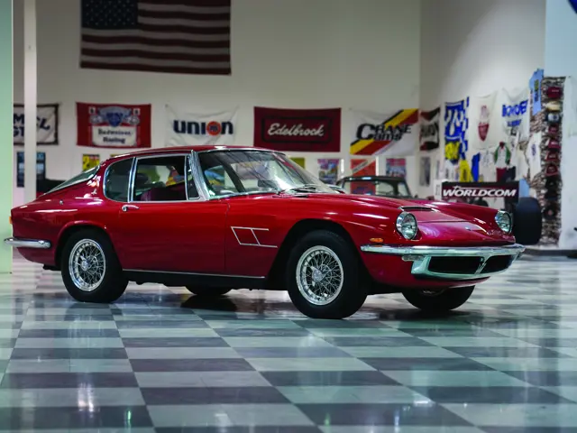 MEBETOYS A10 Maserati Mistral 1967年 1967 Maserati Mistral 4.0 Coupe | Santa Monica 2016 | RM Sotheby's