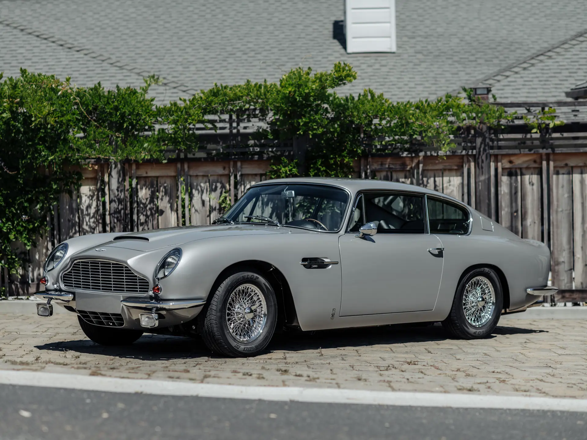 DB62851LN