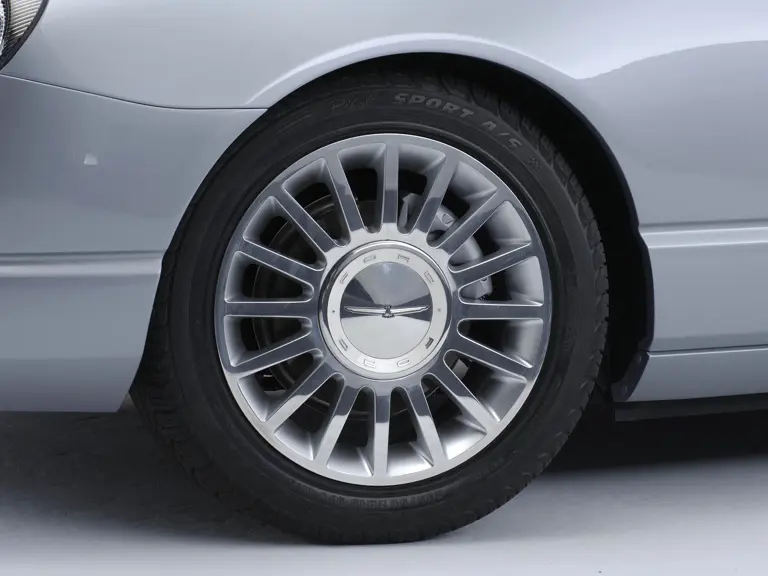 Ford Supercharged Thunderbird Concept.