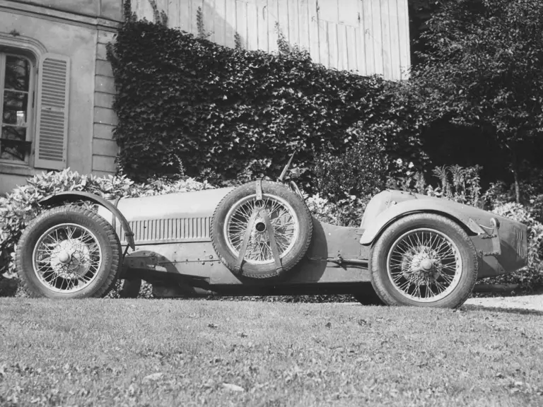 Chassis 37363 is photographed outside the house of owner Francis Muel in Saint-Cloud.