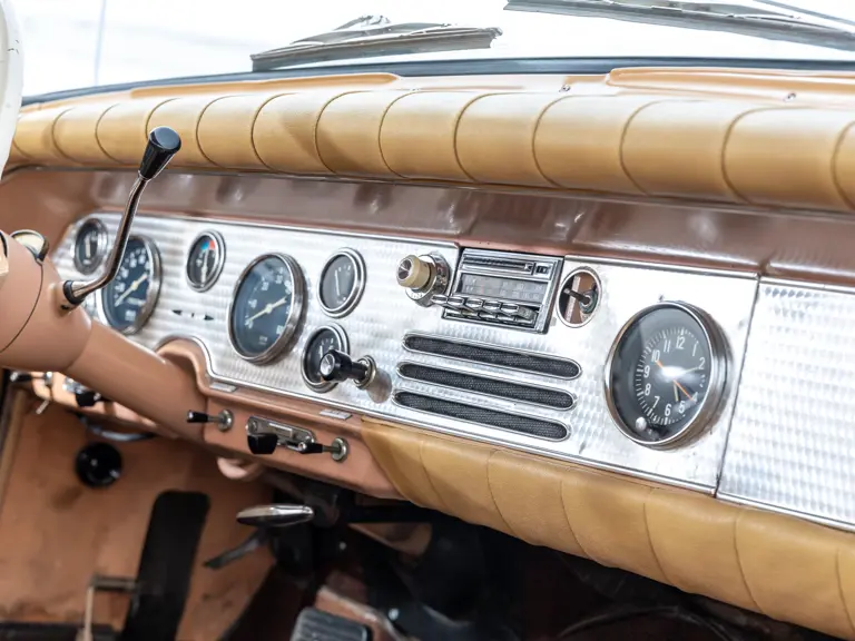1958 Packard Hawk | Photo: Teddy Pieper - @vconceptsllc