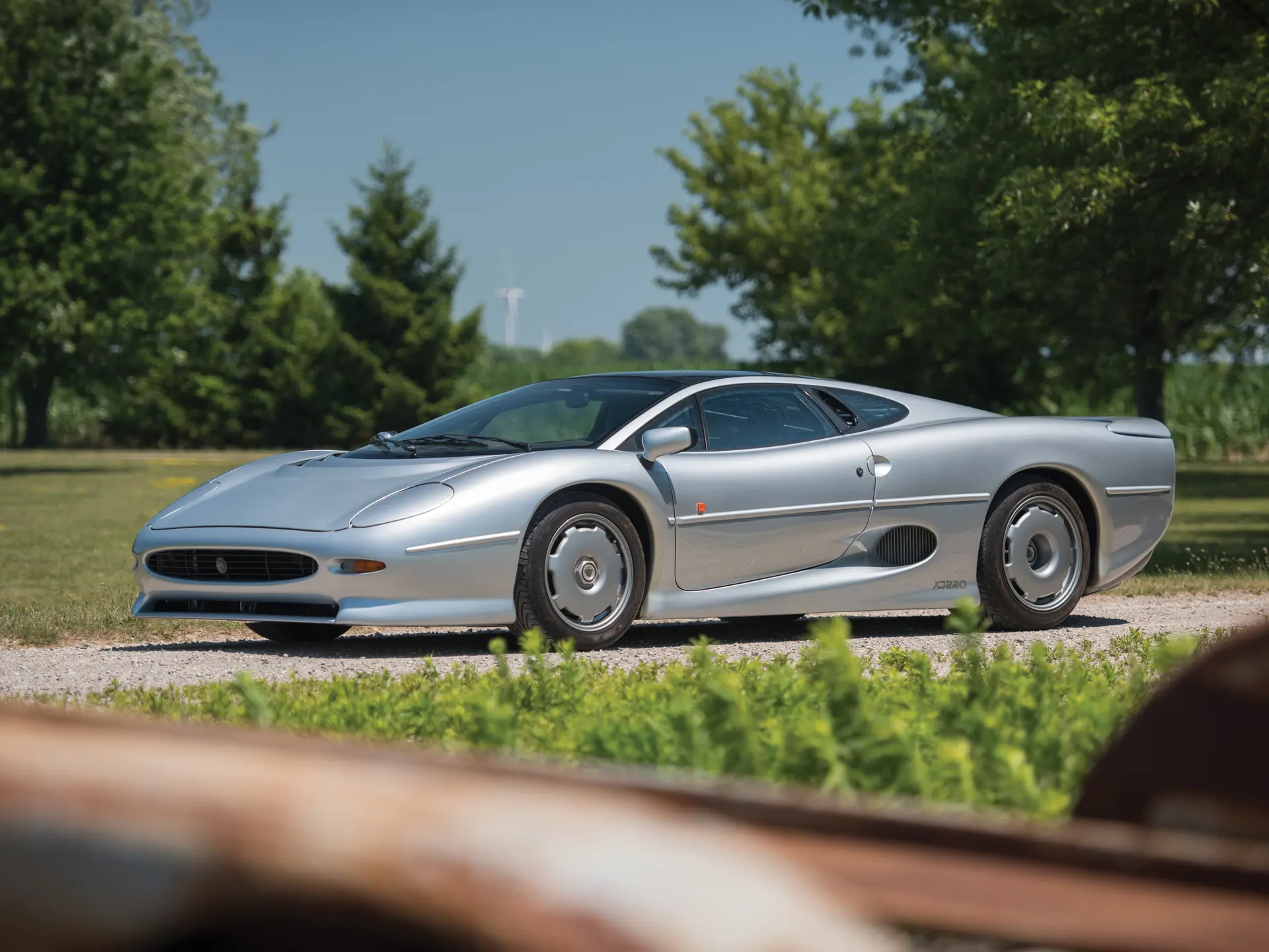 1993 Jaguar XJ220 | Monterey 2016 | RM Sotheby's